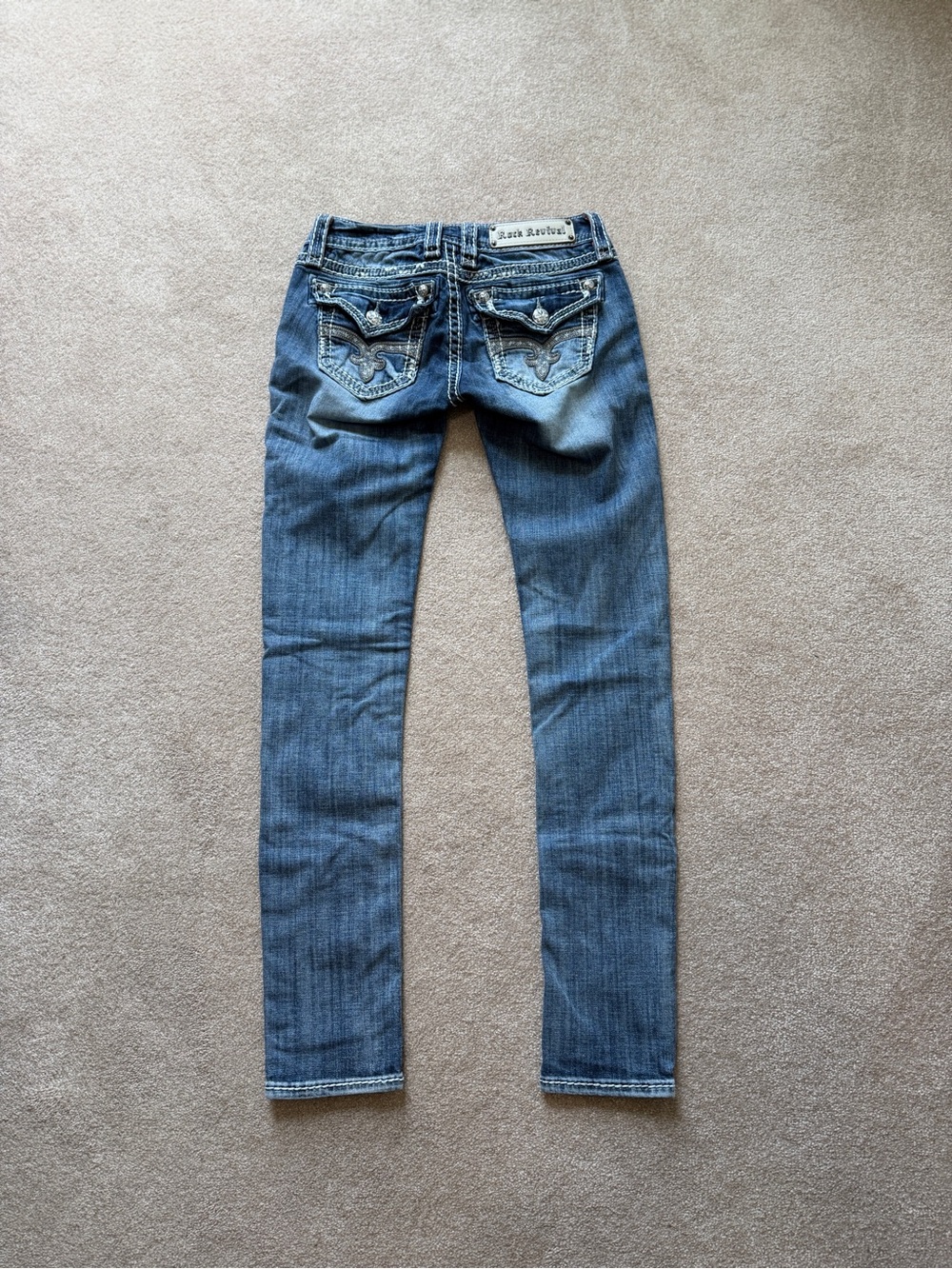 Rock Revival Women's 26 Angie Skinny Jeans